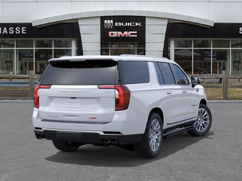 New 2026 GMC Yukon XL Denali w/ Denali Reserve Package AWD/4WD image 4