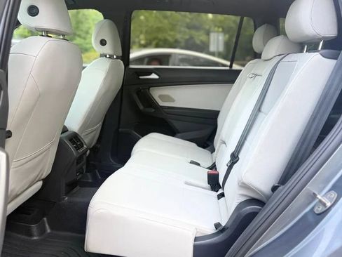 Used 2021 Volkswagen Tiguan SE R-Line w/ 3rd Row Seat Package AWD/4WD image 22