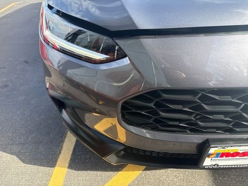 Used 2023 Honda HR-V LX image 38