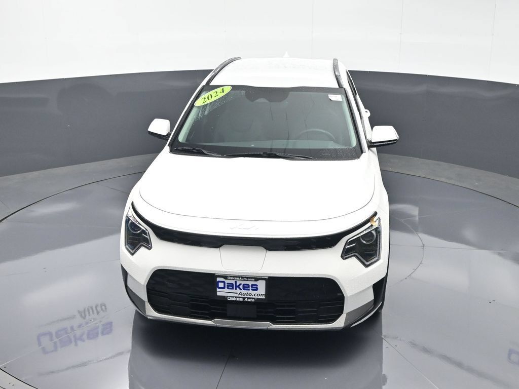 Certified 2024 Kia Niro Wind w/ Wind Preserve Package FWD image 48