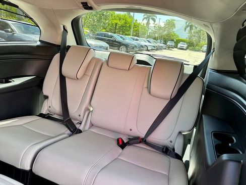New 2026 Honda Odyssey Touring image 10