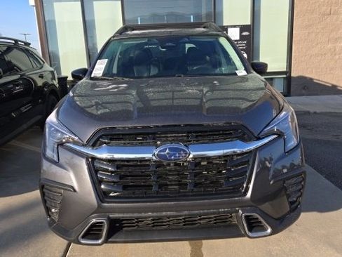 Used 2024 Subaru Ascent Touring image 6