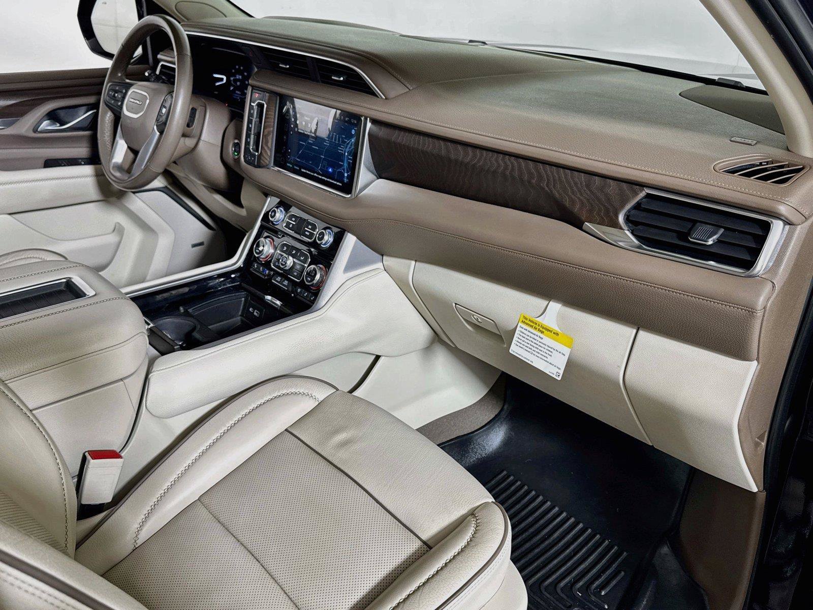 Certified 2022 GMC Yukon XL Denali AWD/4WD image 30