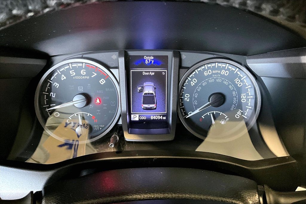 Used 2020 Toyota Tacoma TRD Sport w/ Advanced Technology Package AWD/4WD image 9