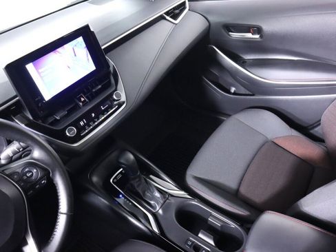 Used 2025 Toyota Corolla SE FWD image 28