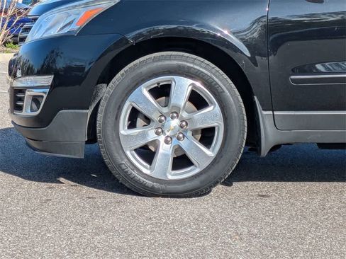 Used 2017 Chevrolet Traverse Premier image 10