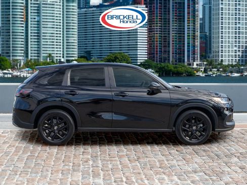 Certified 2023 Honda HR-V Sport image 4