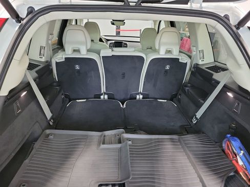 Used 2024 Volvo XC90 B6 Plus image 25