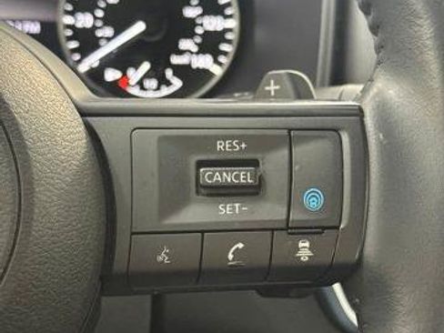 Certified 2024 Nissan Rogue SV w/ SV Premium Package FWD image 13