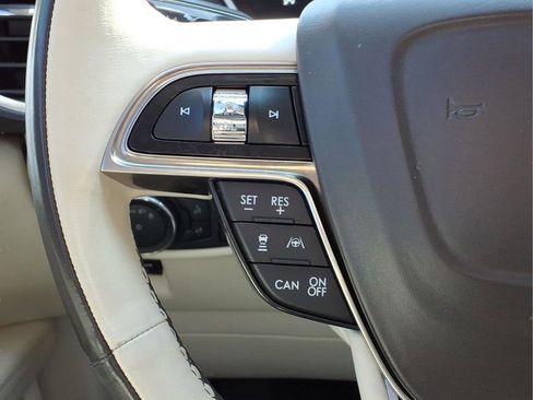 Used 2019 Lincoln Nautilus Black Label image 16