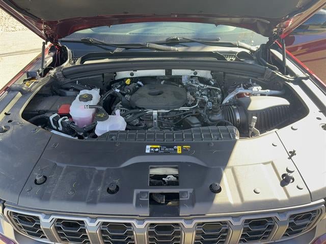 Used 2026 Jeep Grand Cherokee Limited w/ Limited Altitude Package AWD/4WD image 13