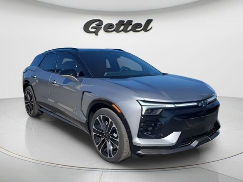 New 2026 Chevrolet Blazer EV SS w/ Performance Package AWD/4WD image 2