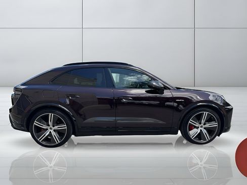 Used 2024 Porsche Macan Turbo Electric w/ Premium Package AWD/4WD image 9