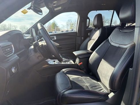 Used 2023 Ford Explorer ST w/ Equipment Group 401A image 27