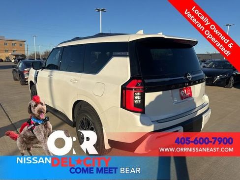 New 2026 Nissan Armada SL w/ Captain's Chari Seat Package AWD/4WD image 3