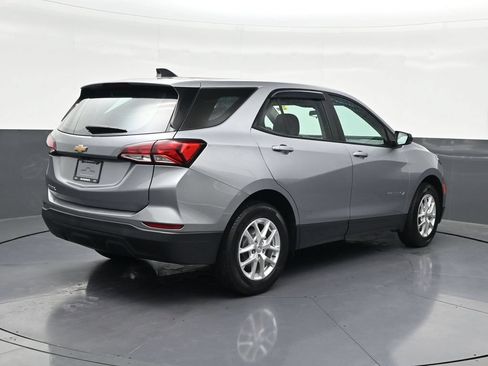 Used 2024 Chevrolet Equinox LS FWD image 5