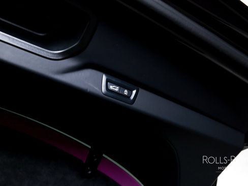Certified 2025 Rolls-Royce Cullinan Black Badge AWD/4WD image 22