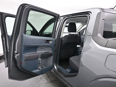 New 2025 Ford Maverick XL image 14