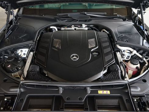 Used 2024 Mercedes-Benz Maybach S 580 4MATIC image 37