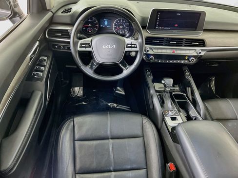 Used 2022 Kia Telluride EX w/ EX Premium Package AWD/4WD image 23