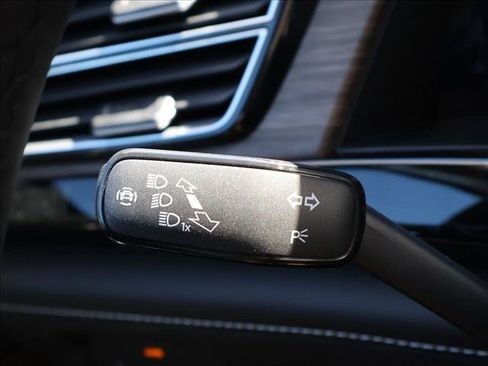Used 2026 Volkswagen Atlas SEL Premium R-Line AWD/4WD image 16
