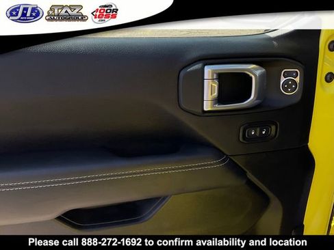 Used 2022 Jeep Wrangler Unlimited Sahara AWD/4WD image 12
