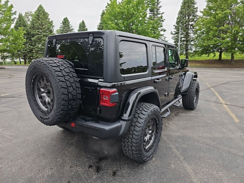 Used 2018 Jeep Wrangler Unlimited Rubicon AWD/4WD image 6