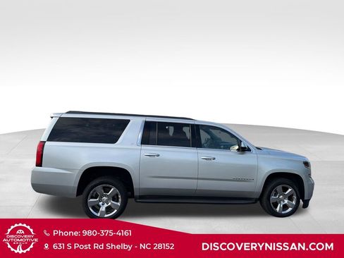Used 2017 Chevrolet Suburban LT AWD/4WD image 5
