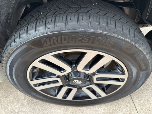 Used 2017 Toyota 4Runner Limited image 22