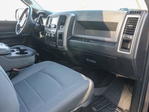 Used 2018 RAM 2500 Tradesman w/ Chrome Appearance Group image 22