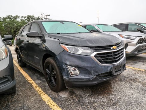 Used 2018 Chevrolet Equinox LS FWD image 9