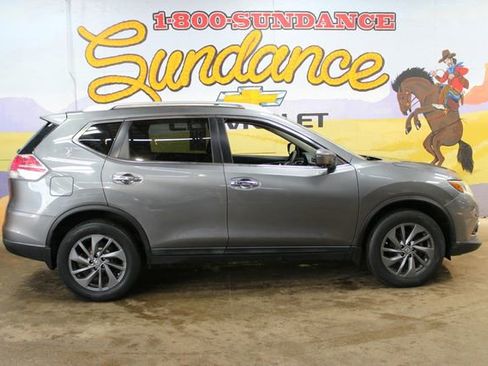 Used 2016 Nissan Rogue SL AWD/4WD image 1
