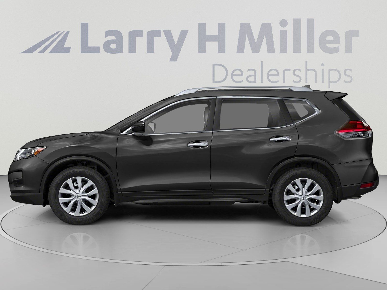 Used 2018 Nissan Rogue S w/ S Value Package FWD image 3