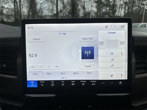 Used 2024 Ford Expedition Limited image 18