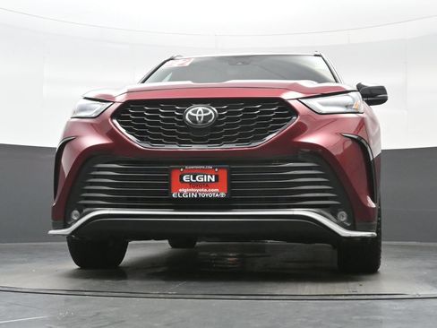 Used 2022 Toyota Highlander XSE AWD/4WD image 28