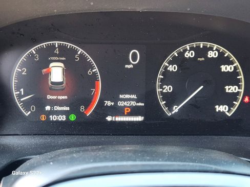 Used 2025 Honda Pilot Touring image 10
