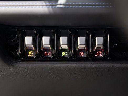 Used 2021 Lamborghini Huracan EVO image 46