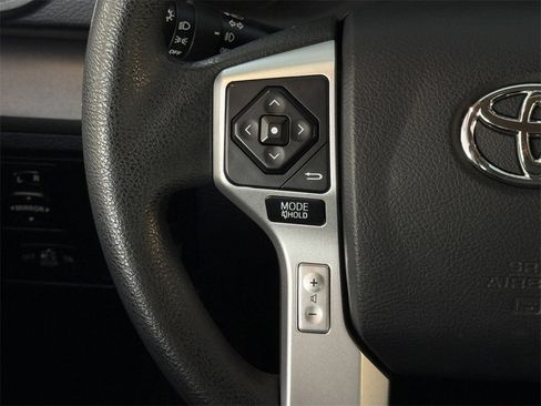 Used 2017 Toyota Tundra SR5 image 13