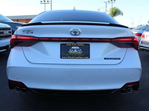 Used 2019 Toyota Avalon Touring w/ Advanced Safety Package FWD image 15