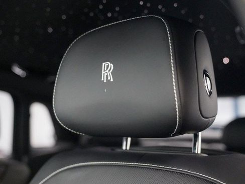 Used 2024 Rolls-Royce Ghost image 25
