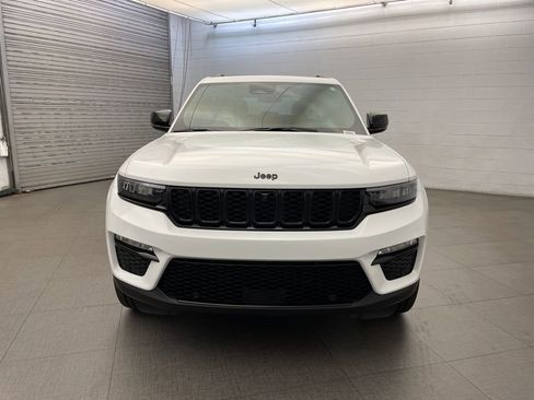 New 2025 Jeep Grand Cherokee Limited w/ Luxury Tech Group II image 9