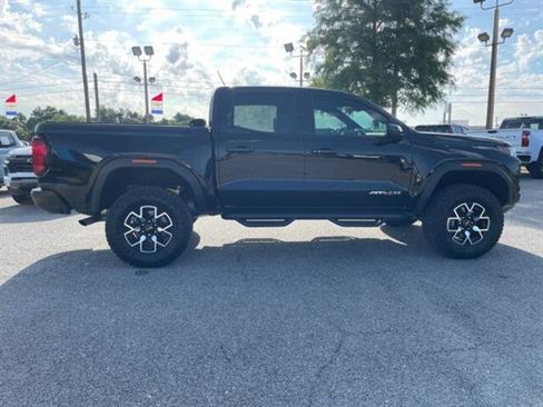 Used 2024 GMC Canyon AT4X image 8