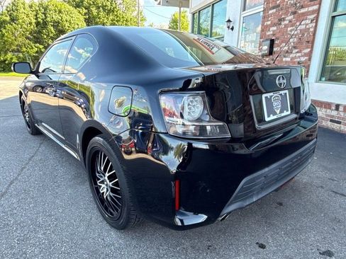 Used 2014 Scion tC FWD image 7