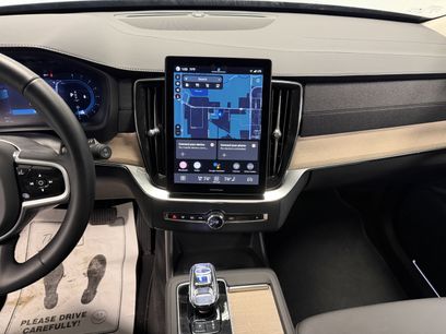 Used 2025 Volvo XC90 B6 Plus