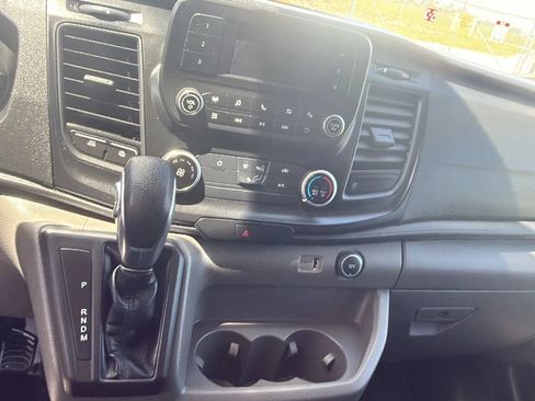 Used 2022 Ford Transit 250 Low Roof RWD image 19
