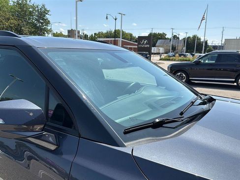 Used 2021 Chevrolet Blazer LT FWD image 4