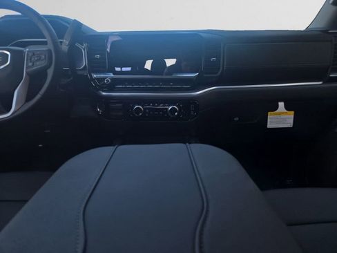 New 2026 GMC Sierra 3500 SLT w/ SLT Premium Package image 12