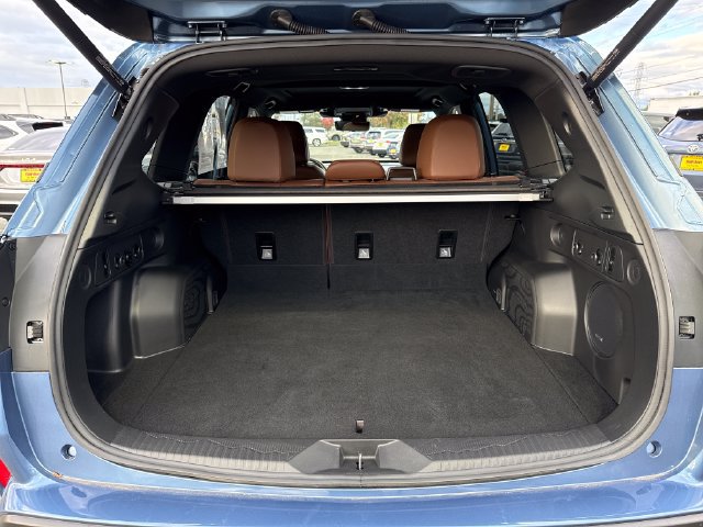 Used 2025 Subaru Forester Touring AWD/4WD image 11