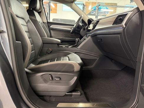 Used 2021 Volkswagen Atlas SEL Premium AWD/4WD image 25