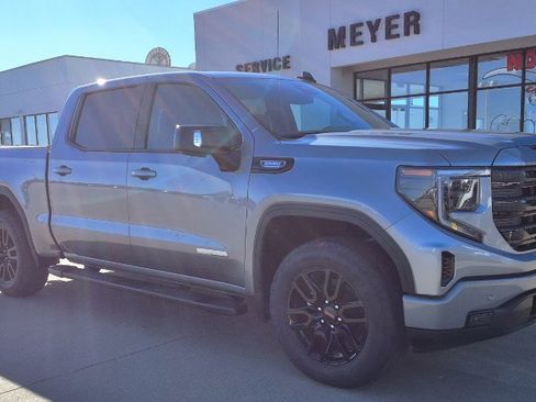 New 2026 GMC Sierra 1500 Elevation w/ Elevation Premium Package image 2